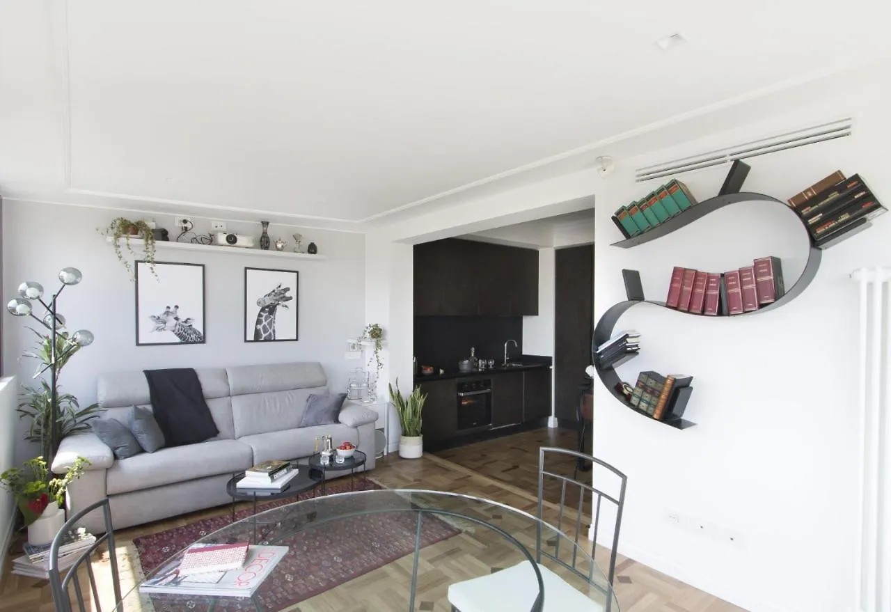 kontakty Easylife - Splendido Attico Con Terrazzo E Vista Mozzafiato Nel Cuore Della Citta