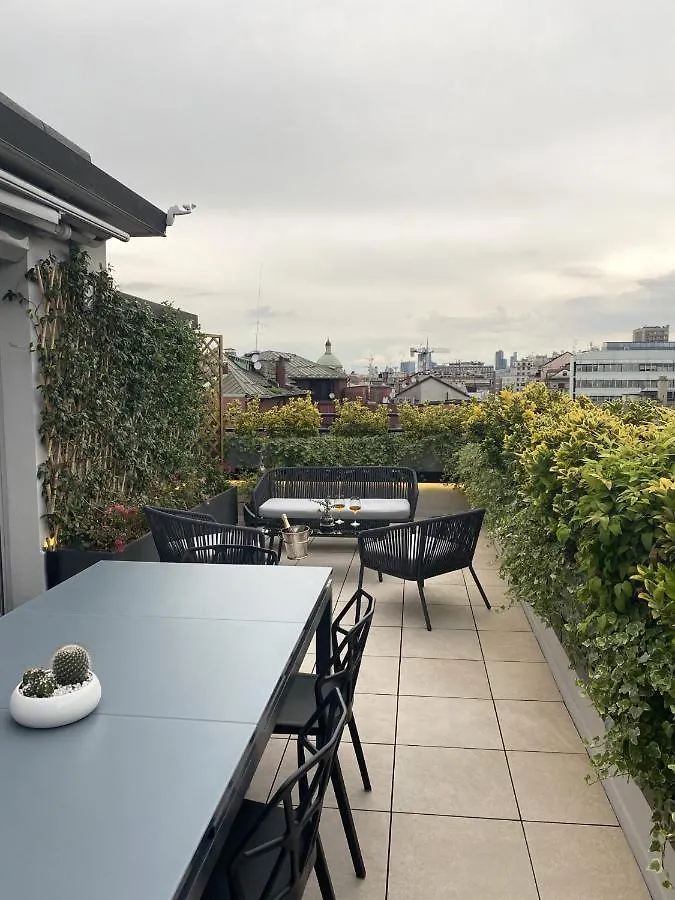 Easylife - Splendido Attico Con Terrazzo E Vista Mozzafiato Nel Cuore Della Citta Milán Apartmán