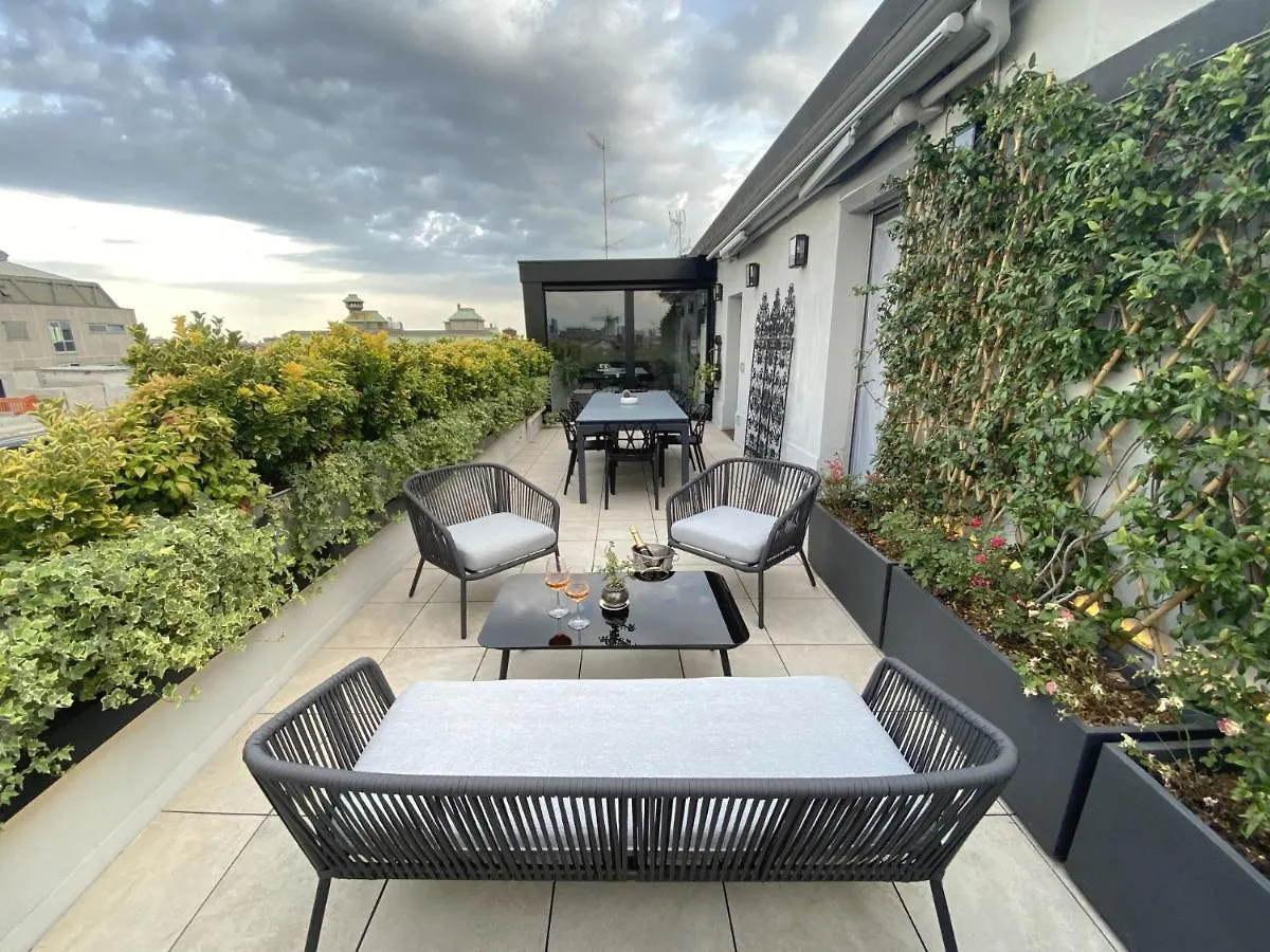 Easylife - Splendido Attico Con Terrazzo E Vista Mozzafiato Nel Cuore Della Citta Milán Apartmán