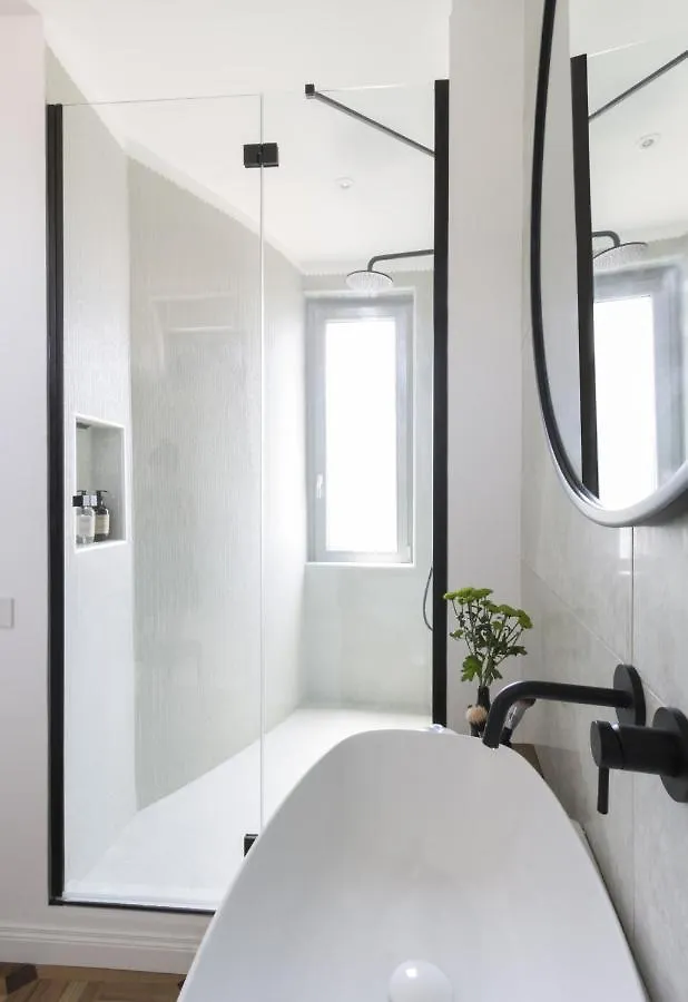 Easylife - Splendido Attico Con Terrazzo E Vista Mozzafiato Nel Cuore Della Citta Milán 0*,  Itálie